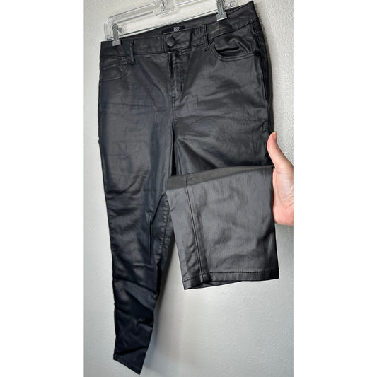 1822 Denim Black Shimmer Leatherette Skinny Pant 30 P / 10 P