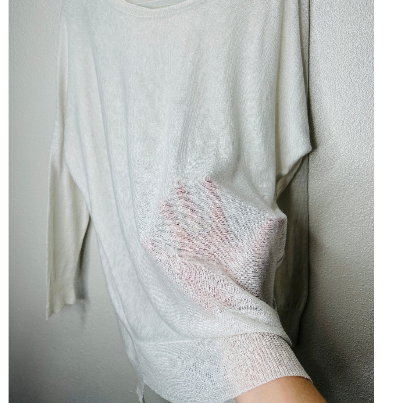 Pure Amici Ivory Round Neck Long Sleeve High Low Thin Sweater L