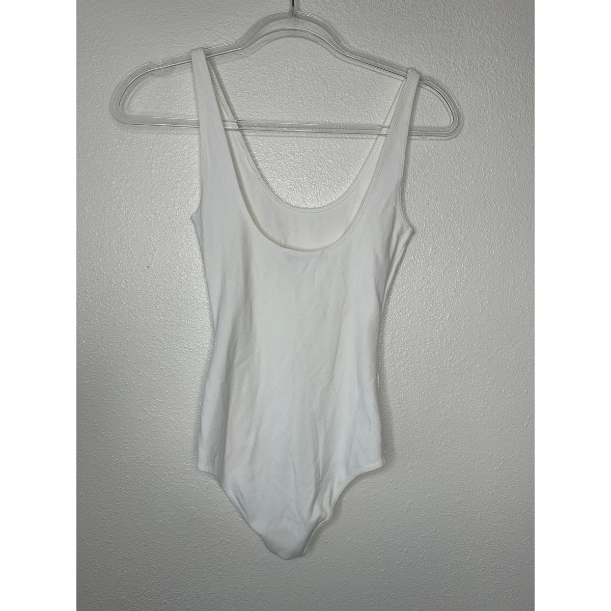 Wilfred Free White U-Neck Bodysuit XS Aritzia Minimalist Thin Stretch