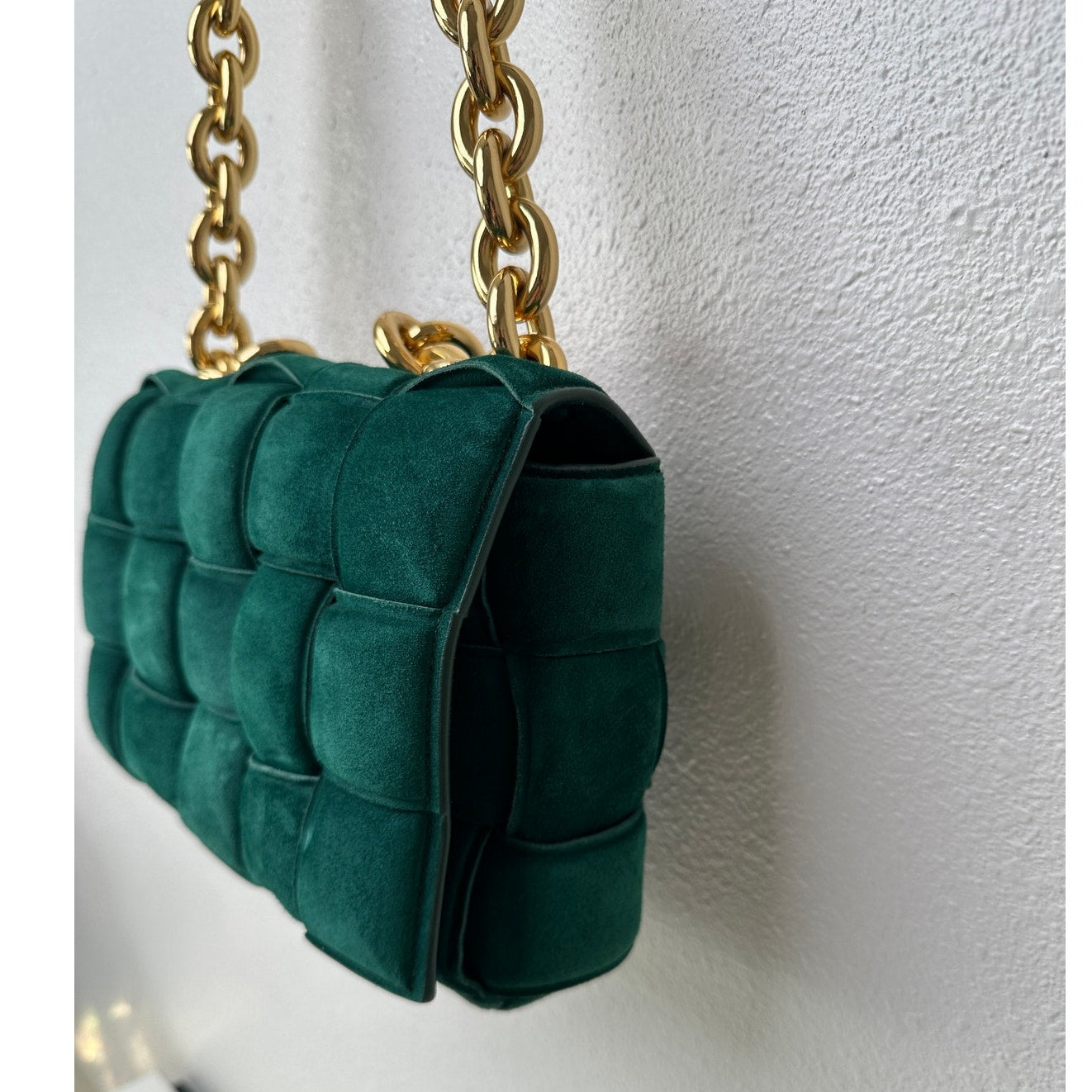 Bottega Veneta Padded Chain Cassette Bag – Green with Gold-Tone Chain