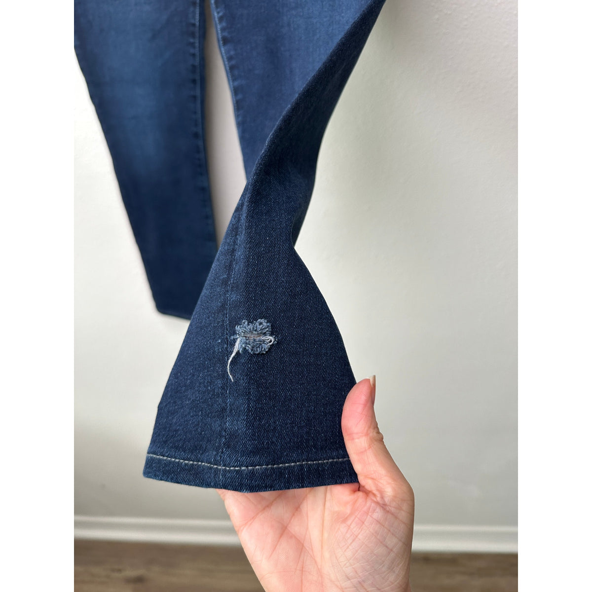 AG Prima Ankle Cigarette Dark Wash Women’s US 29 Jeans