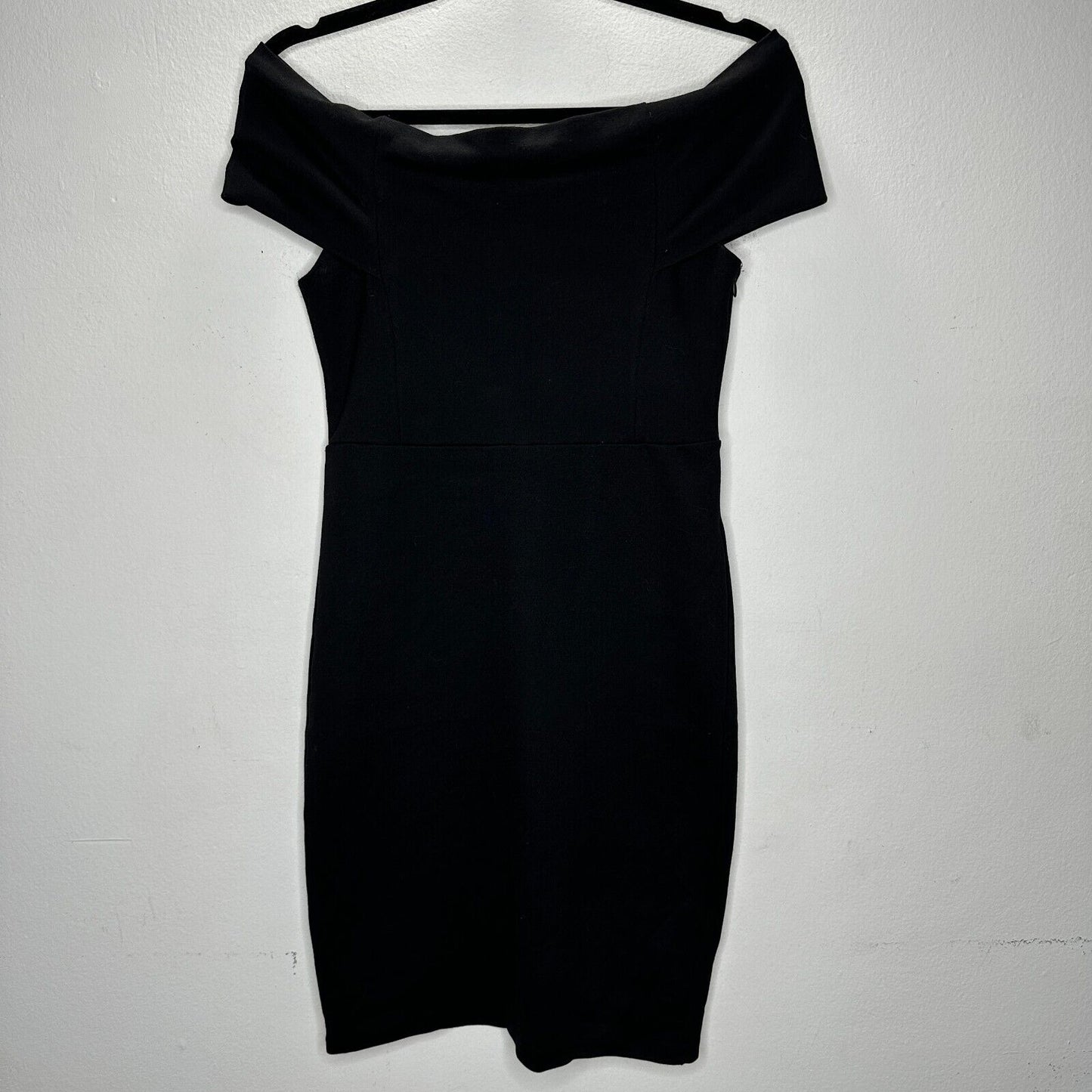 Zara Sexy Black Off-Shoulder Bandeau Style bodycon Dress Stretchy Medium