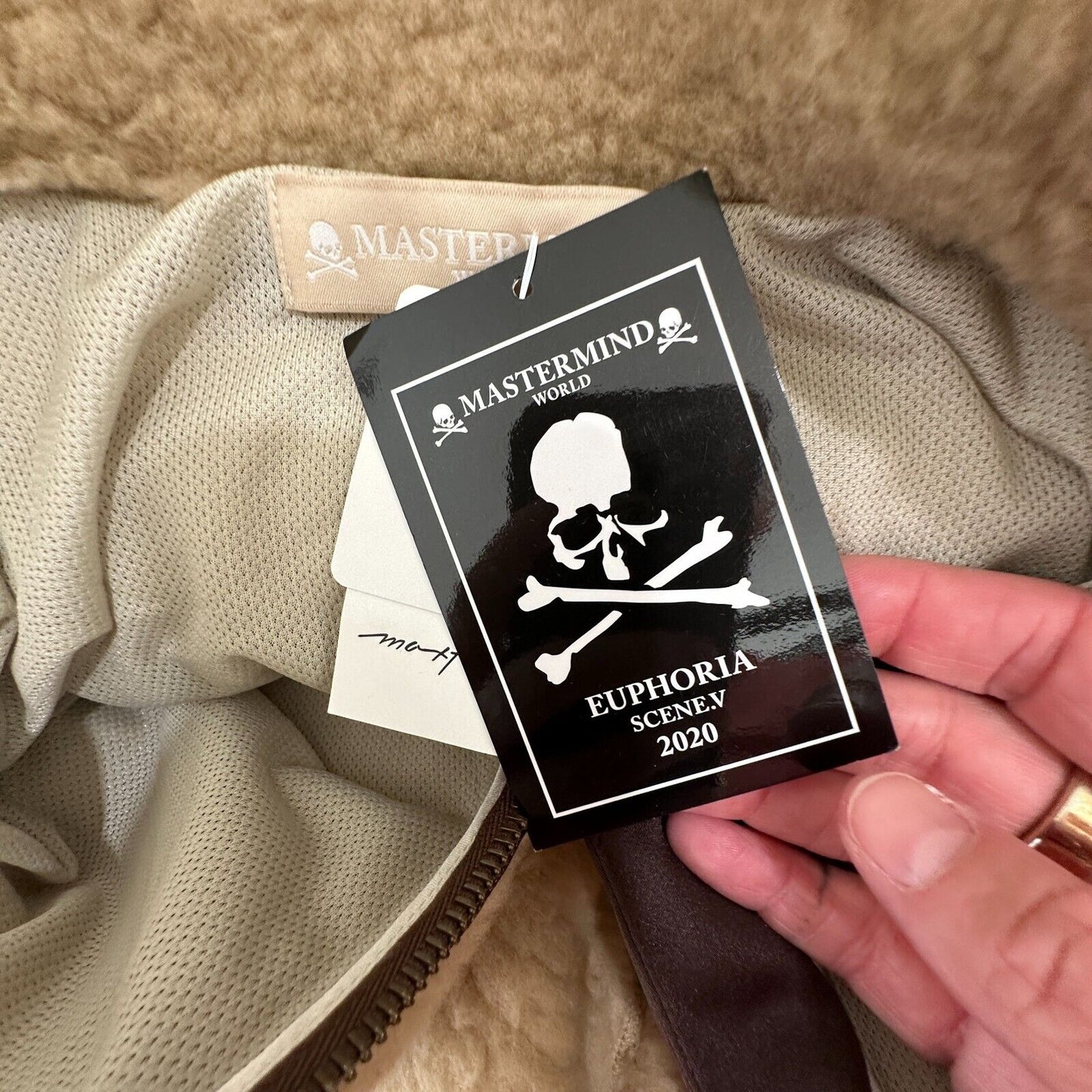 NWT Mastermind World Beige & Brown Cashmere Sherpa Jacket Skull & Crossbone Back