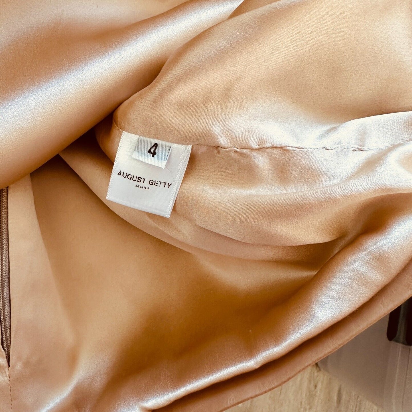 RARE August Getty Tan Leather Short Sleeve Round Neck Back Zip Silk Lining Top 4