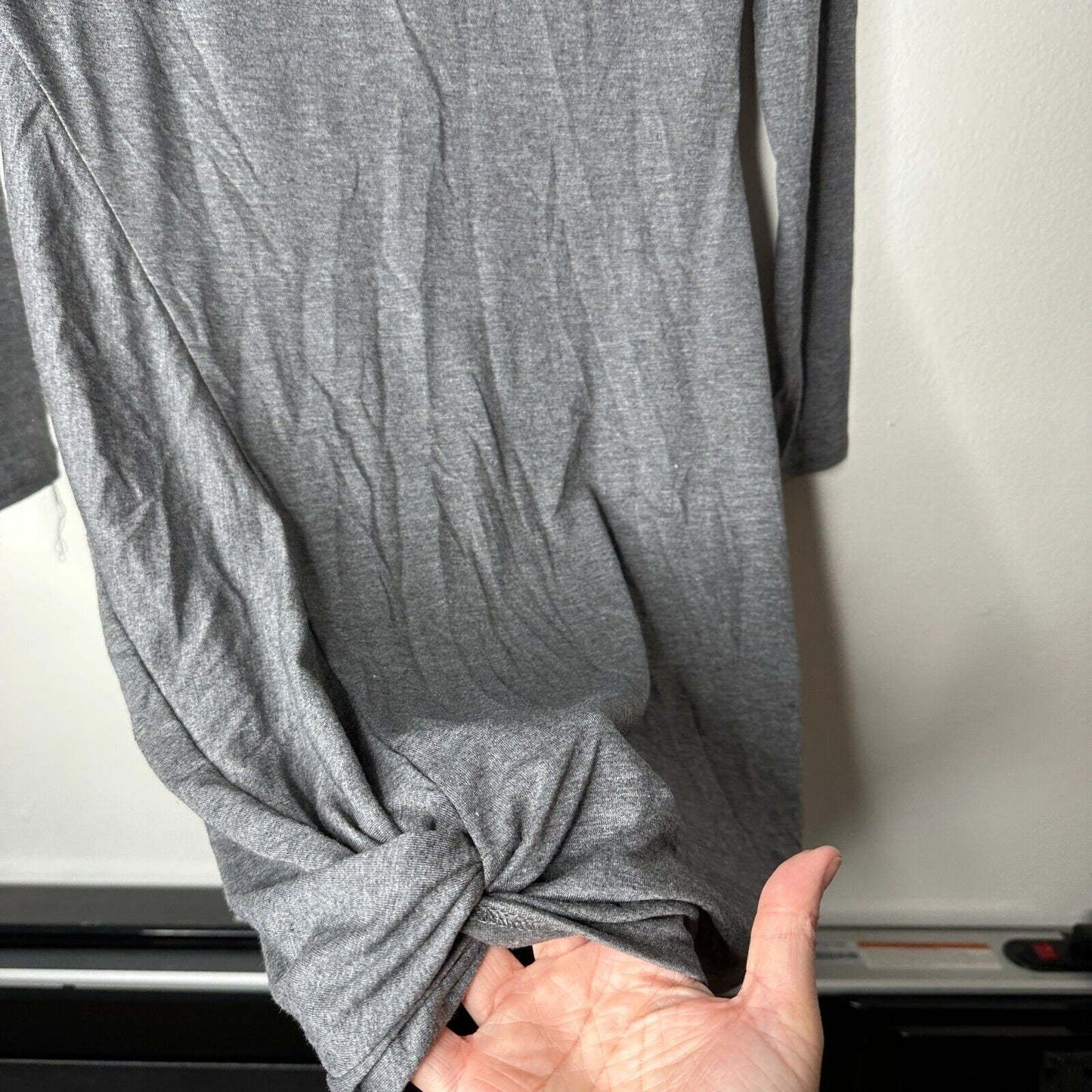 NWT Berryou Gray Cold-Shoulder Long Sleeve Front Tie Hem Knit Mini Dress Medium