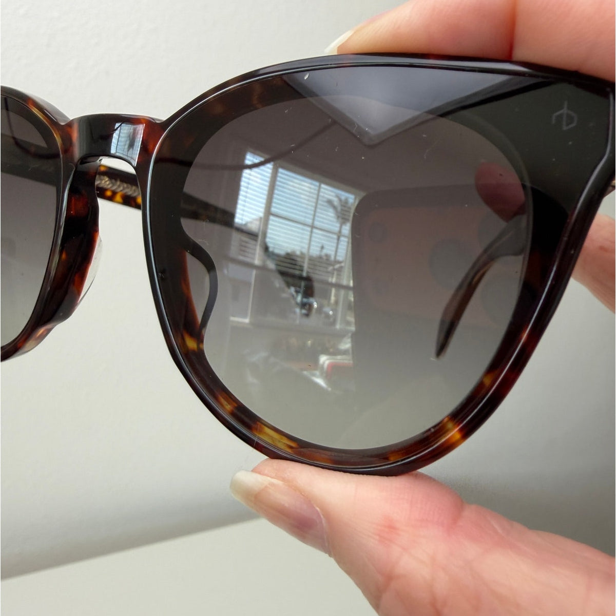 Rag & Bone Cat Eye Tortoise Brown Orange yellow Gray lense Sunglasses