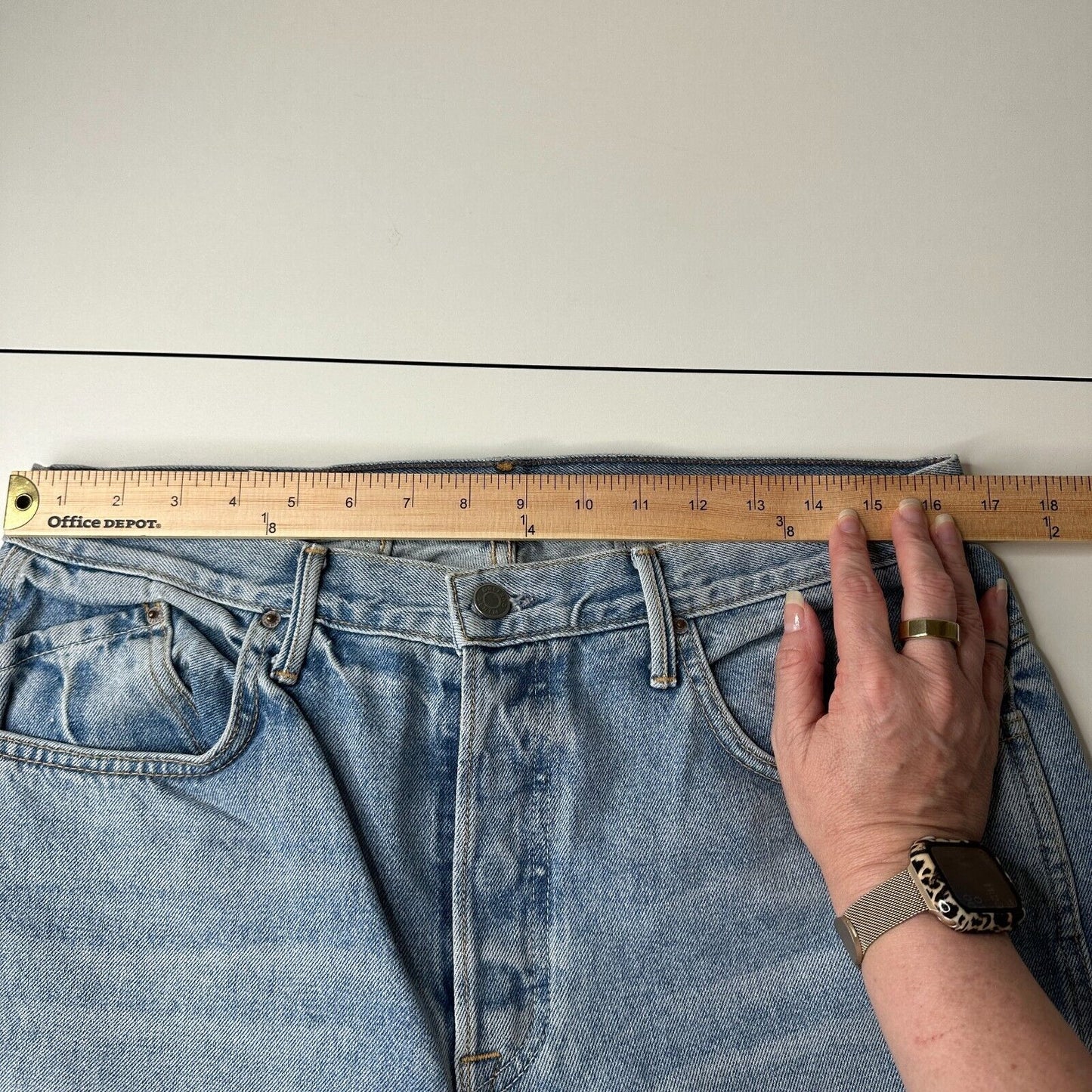 GRLFRND Dree Light Wash In My Time Crop Jean Hidden Button Fly Straight Leg 31