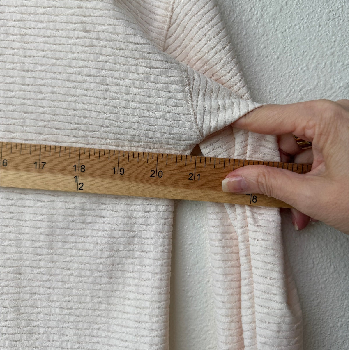CALIA Ivory Peach Textured Long Sleeve Top Side Slit Relaxed Fit M