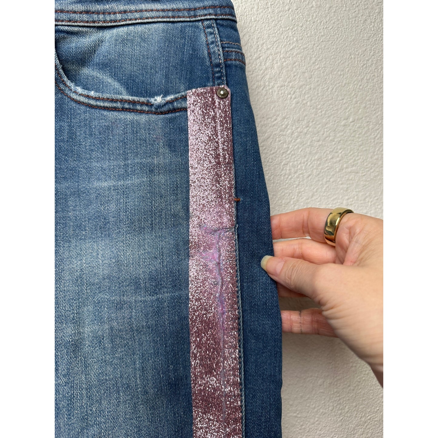 Zara Jeans Medium Wash Womens US 8 Pink Glitter
