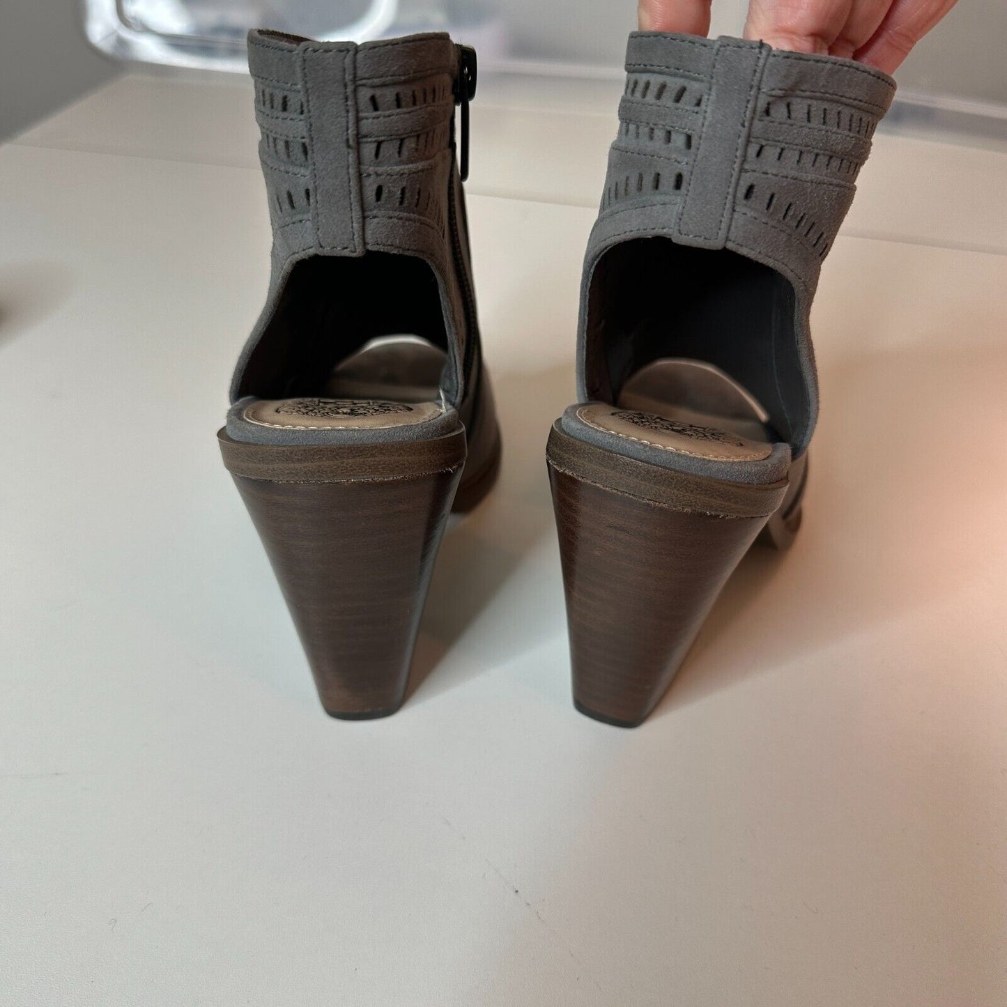 Vince Camuto Gray Koral Laser Cut Suede Open Toe Block Heel Booties Zip size 7