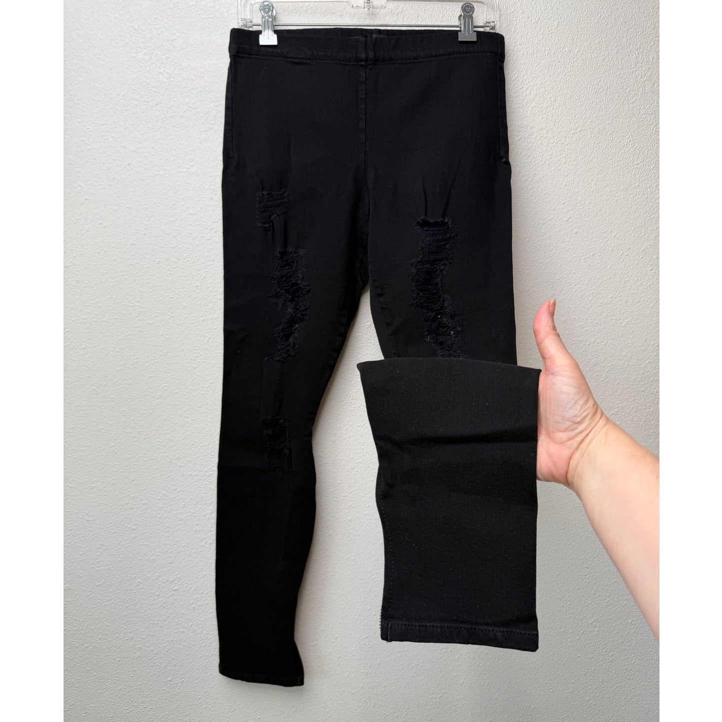 Joe's Jeans Black Distressed Skinny Jeggings Womens M