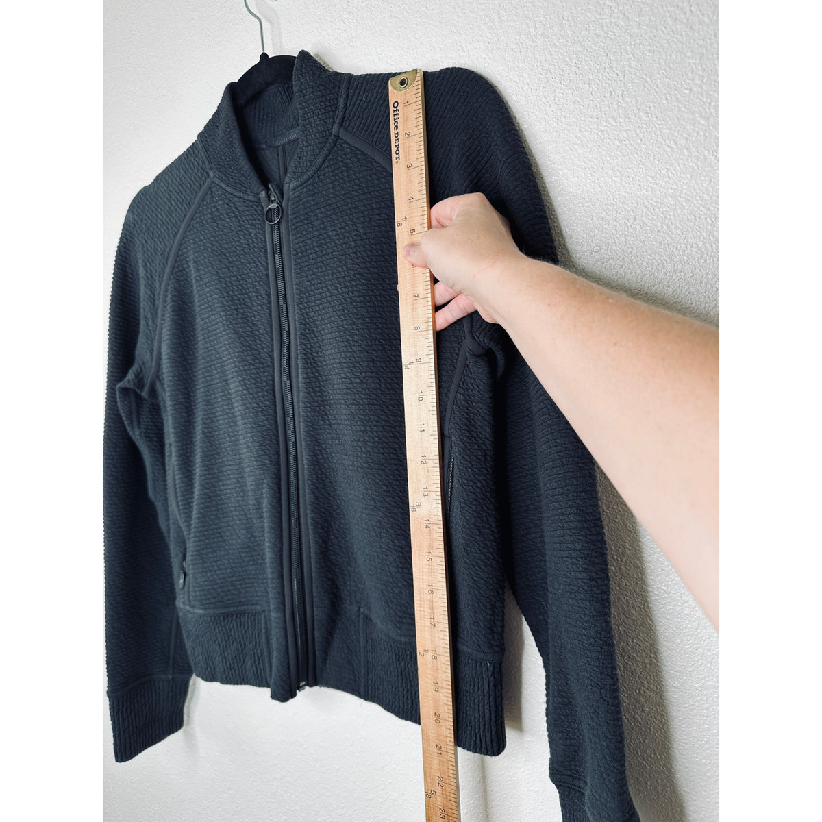 Lululemon Black On Repeat Ribbed Long Sleeve Zip Bomber Jacket 4