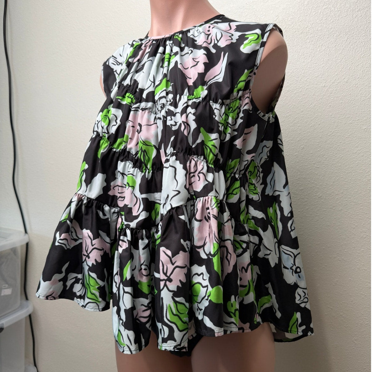 Brogger Floral Smocked Sleeveless Blouse Black S