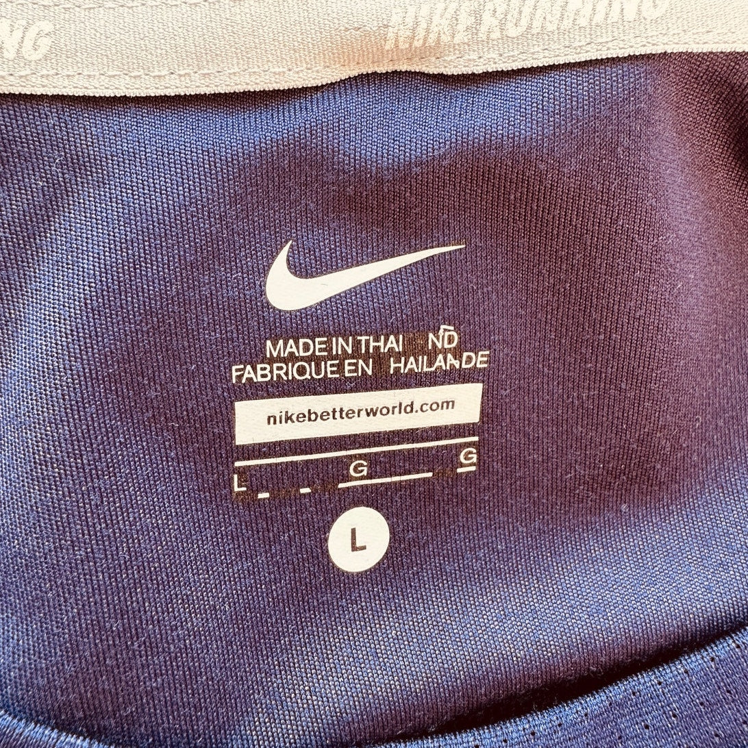 Nike Navy Blue Long Sleeve Round Neck Running Shirt L