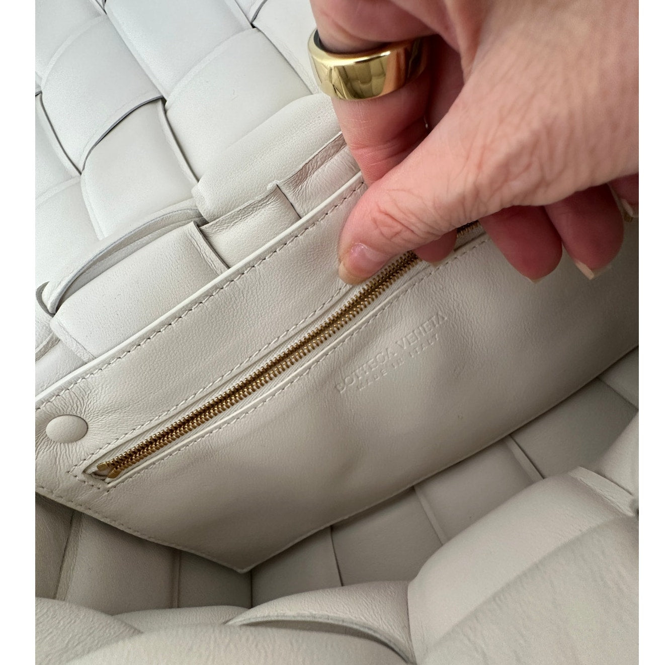 Bottega Veneta Chain Cassette Padded Lambskin Off White Gold Chain Bag