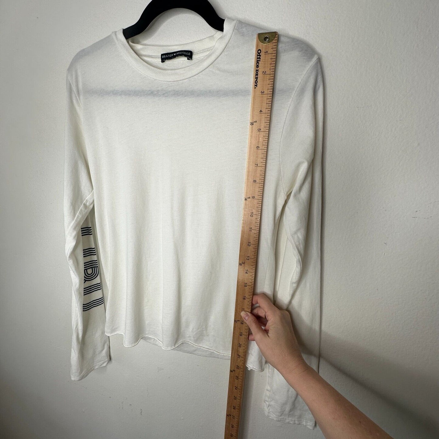 Brandy Melville White with Blue Malibu Graphic Crew Neck Long Sleeve Tee Small