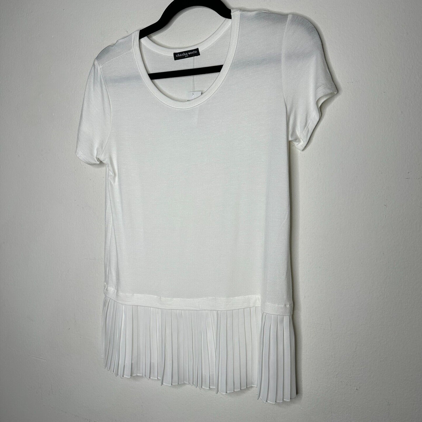 NWT Cha Cha Vente Ivory Sheer Pleated-Hem Short Sleeve Scoop Neck Blouse PM
