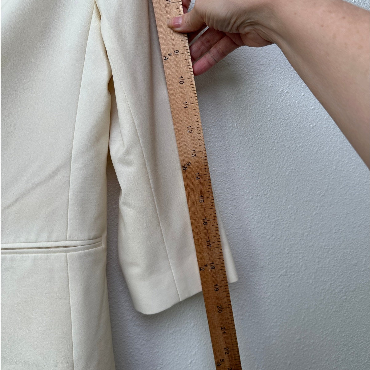 The Row Cream Wool-Silk Two-Button Blazer Jacket Women’s 14