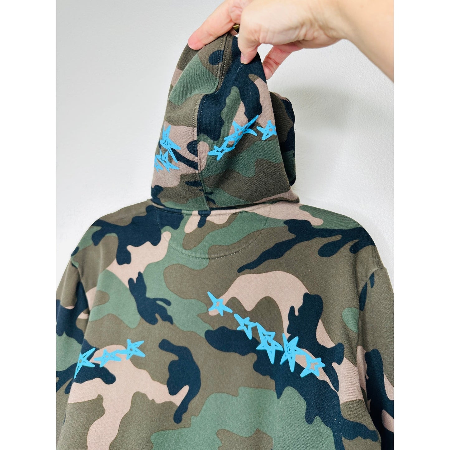 Valentino Army Green Black Tan Camo Print Bright Blue Stars Front Zip Hoodie S