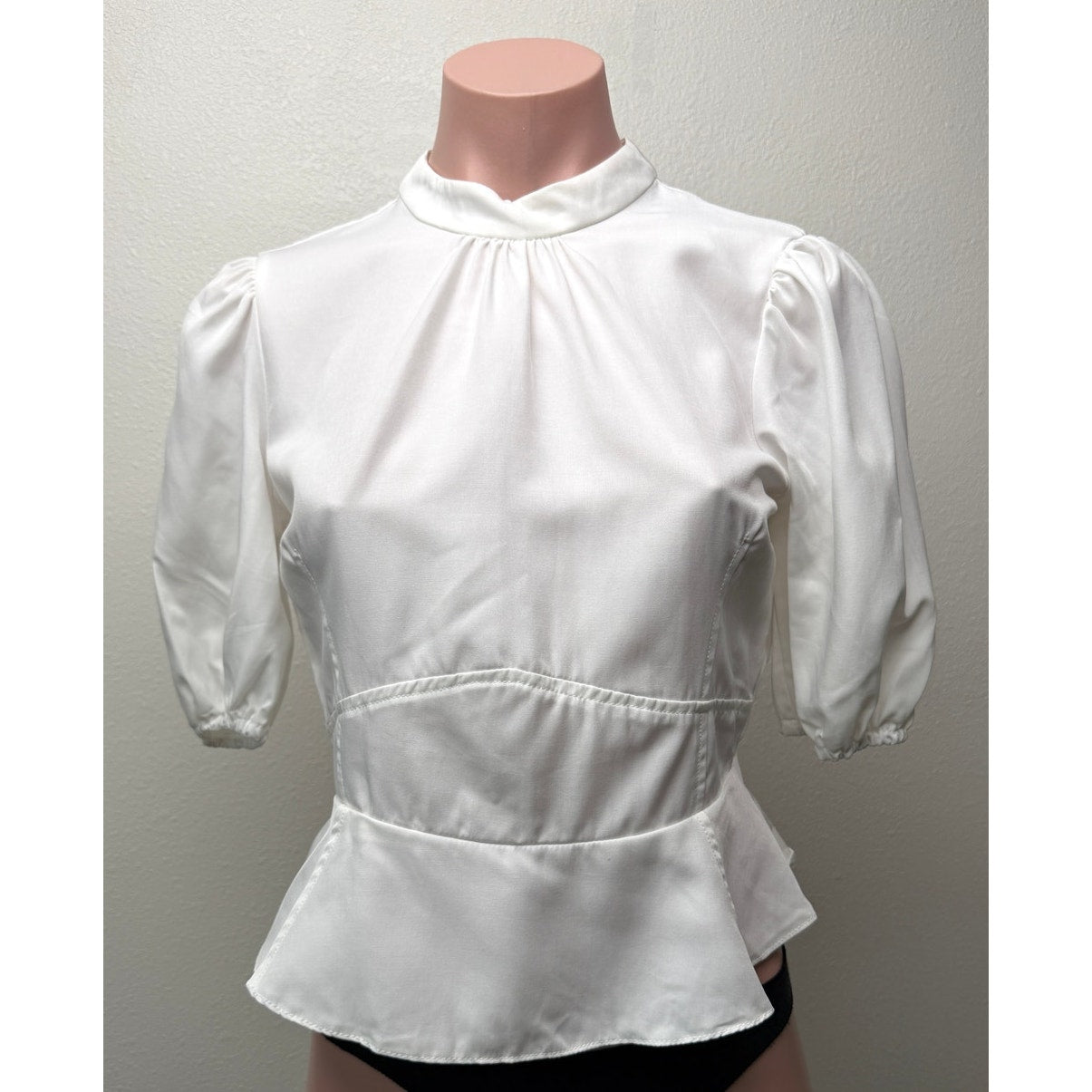 NWT HYFVE White 3/4 Puff Sleeve Peplum Top Womens M