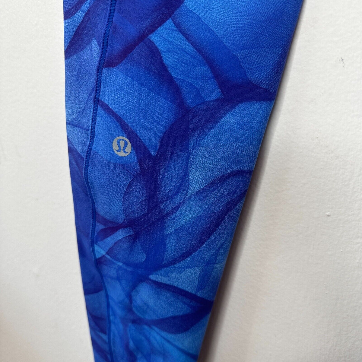 Lululemon Blue Run It Out High Waist Full Length Midnight Tulle Yoga Zip Pant S