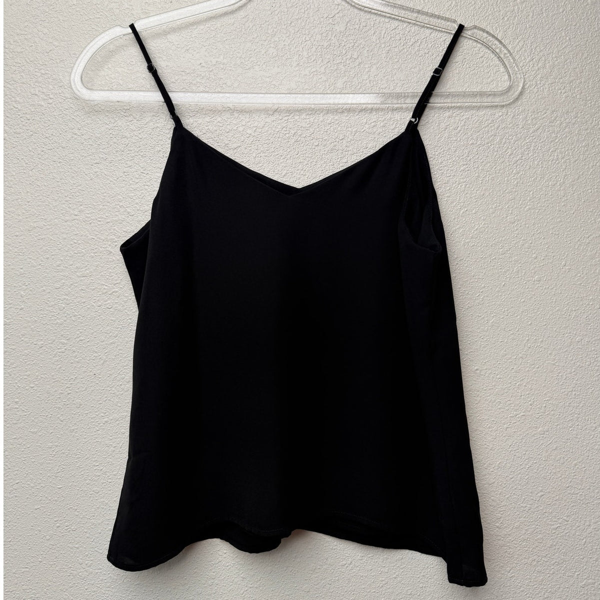 Banana Republic Black Spaghetti Strap V Neck Cami Women's US XS Petite
