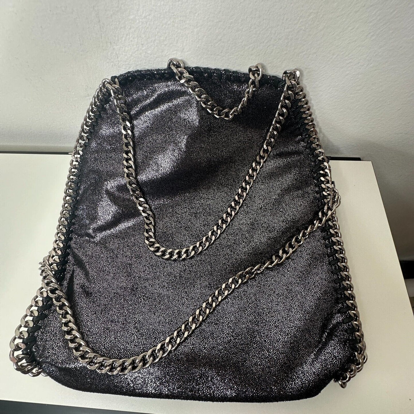 NWT Chic Fabella Style Tote Black Silver Metal Chain Leatherette Zip Snap