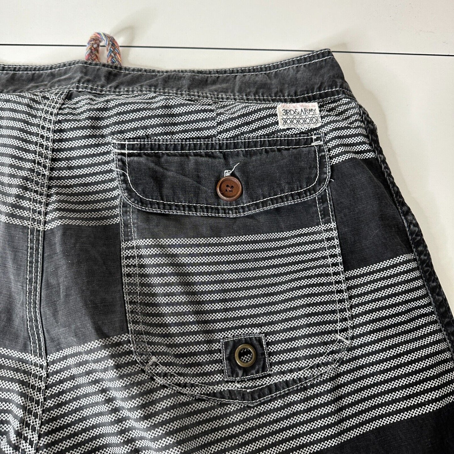 3rd & Army Mens Black & White Stripe Tie Waist Back Button Pocket Board Short 30