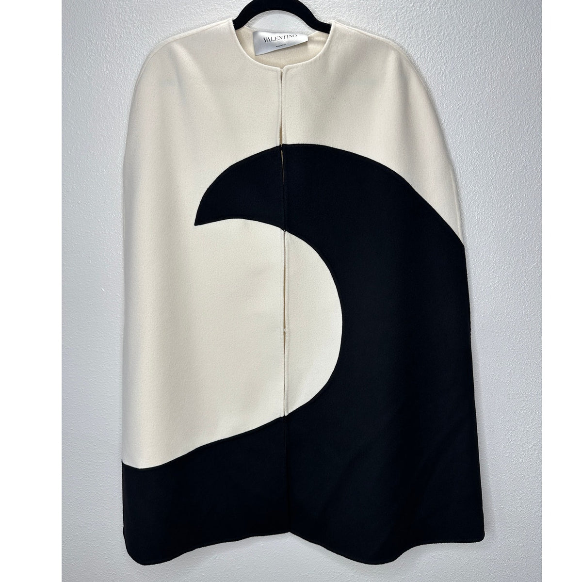 NWT Valentino Cream & Black Wool Cashmere Blend Cape 44 / 8