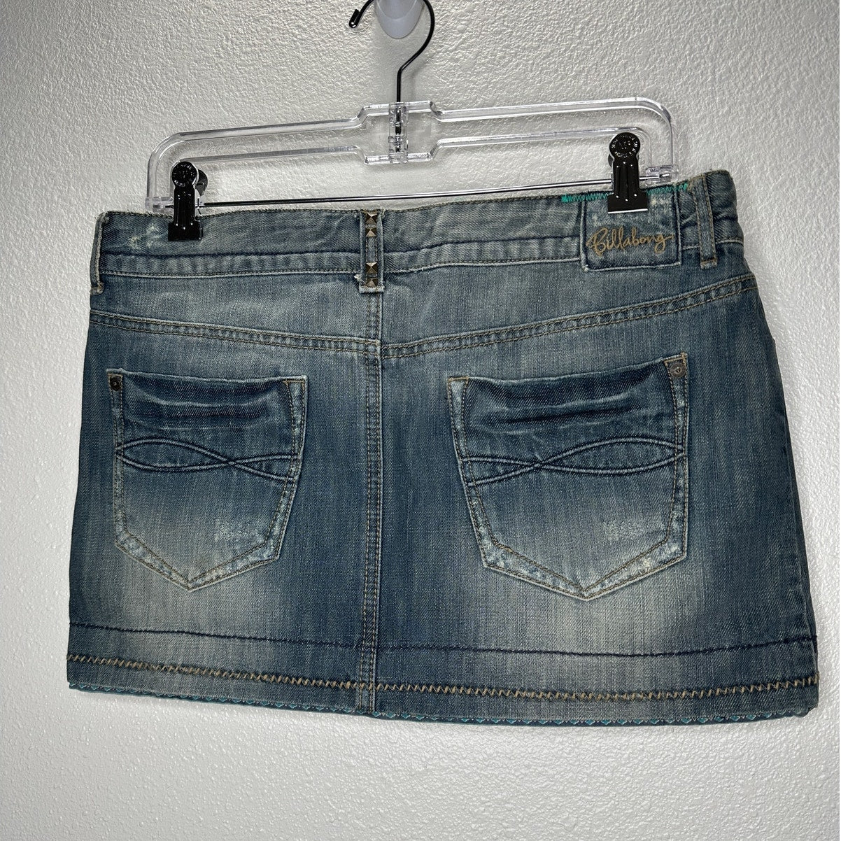 Billlabong Y2K Medium Wash Low Rise Tan Stitching Jean Skirt 7