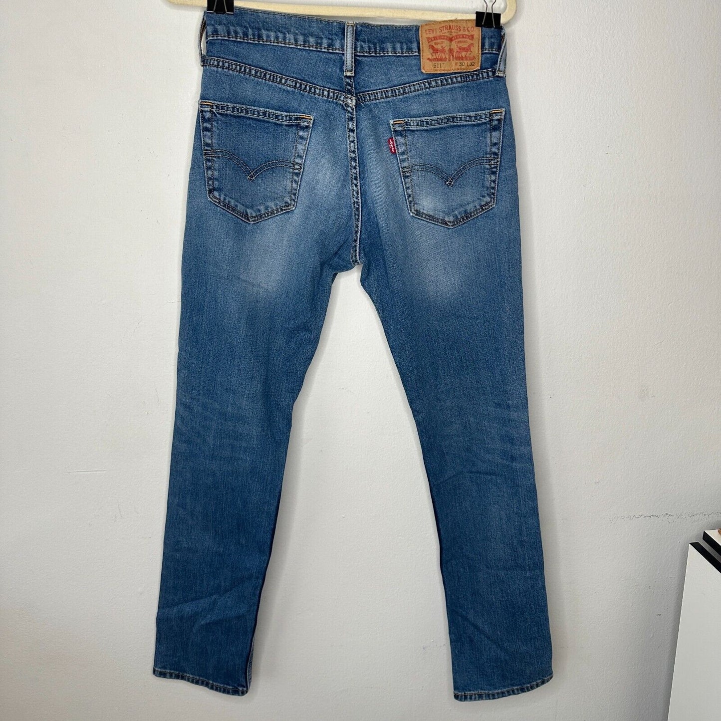 Levi 511 Slim Fit Medium Wash Blue Levi's Flex Jeans 5-Pocket Zip Fly 30 / 32