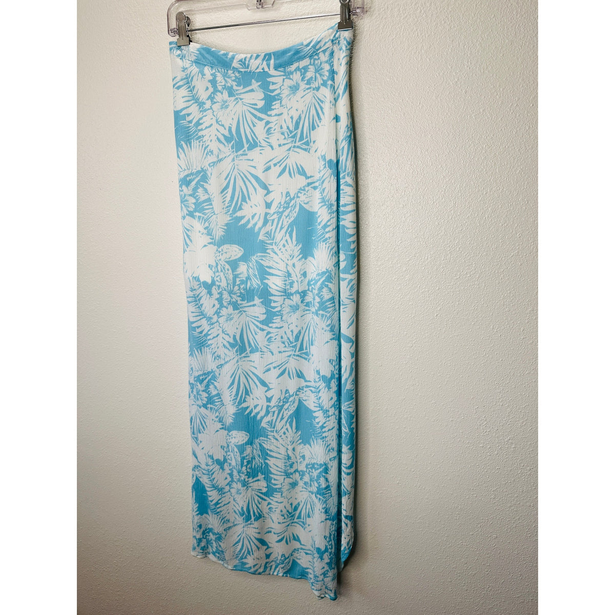 Sugarcloth SET Ivory Blue Floral Crop Top & Faux Wrap Skirt S