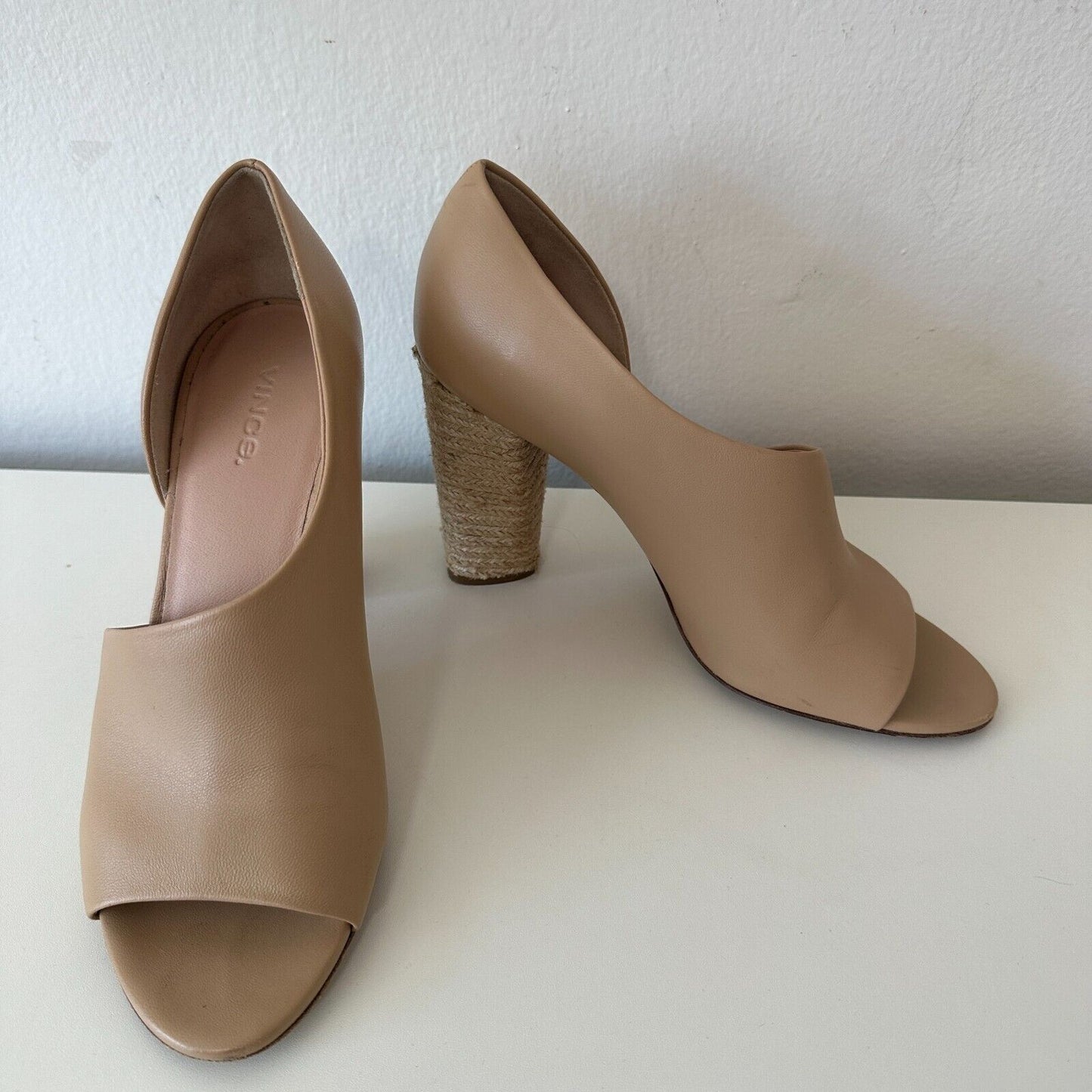 VINCE Percey Taupe Leather Open Toe Block Heel Sandals Jute Wrapped Heels 8.5