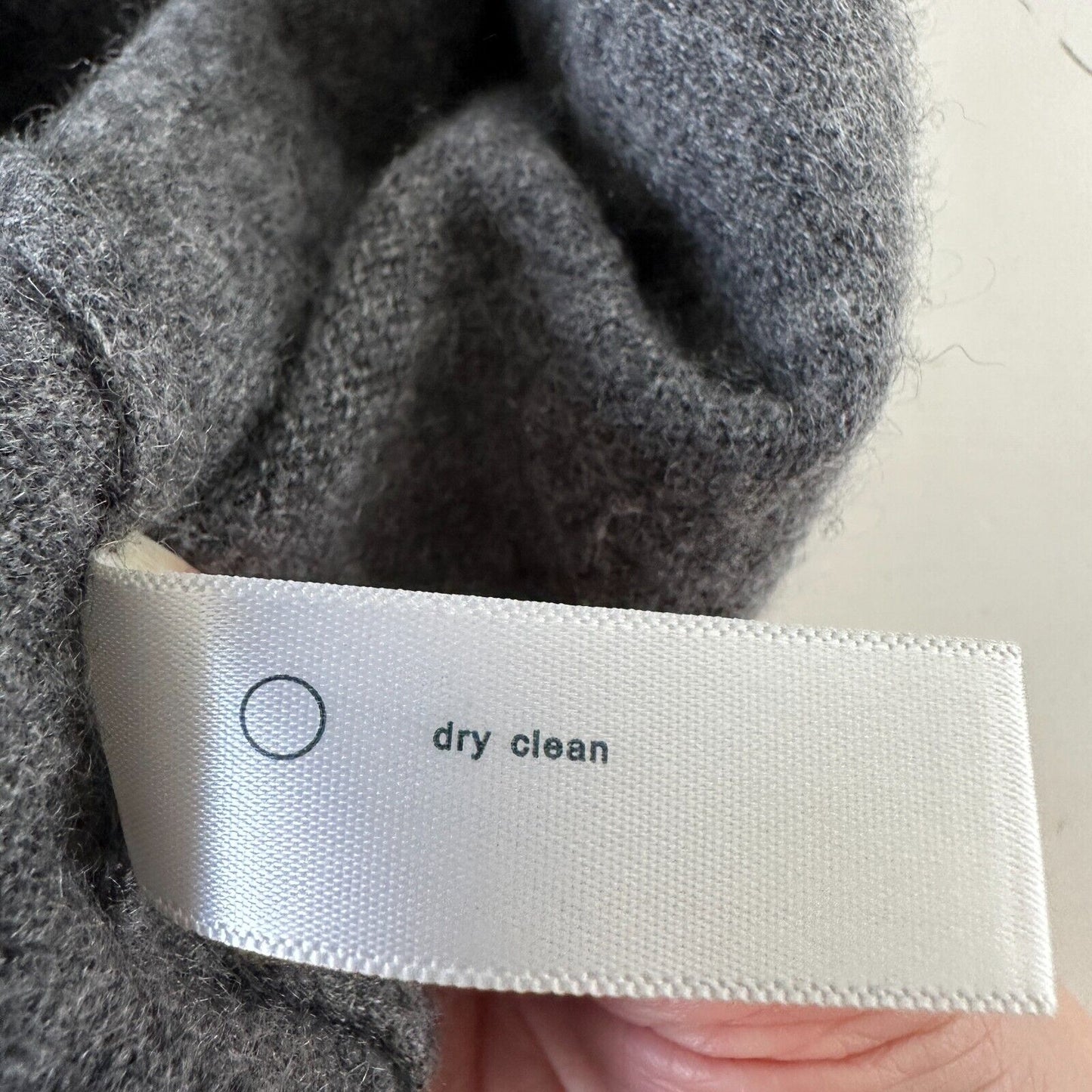 Three Dots 100% Cashmere Carbon Gray Boxy Turtle Neck Long Sleeve Sweater Small