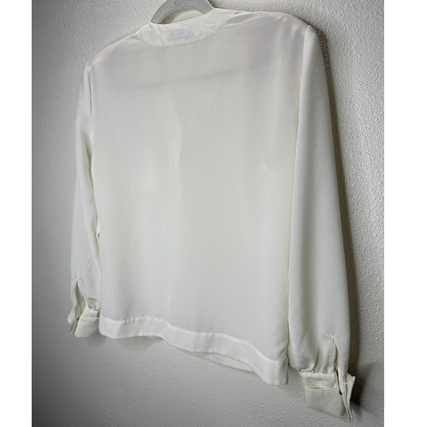 Martinique Ivory Long Sleeve V-Neck Bronze Button Up Blouse Top 6
