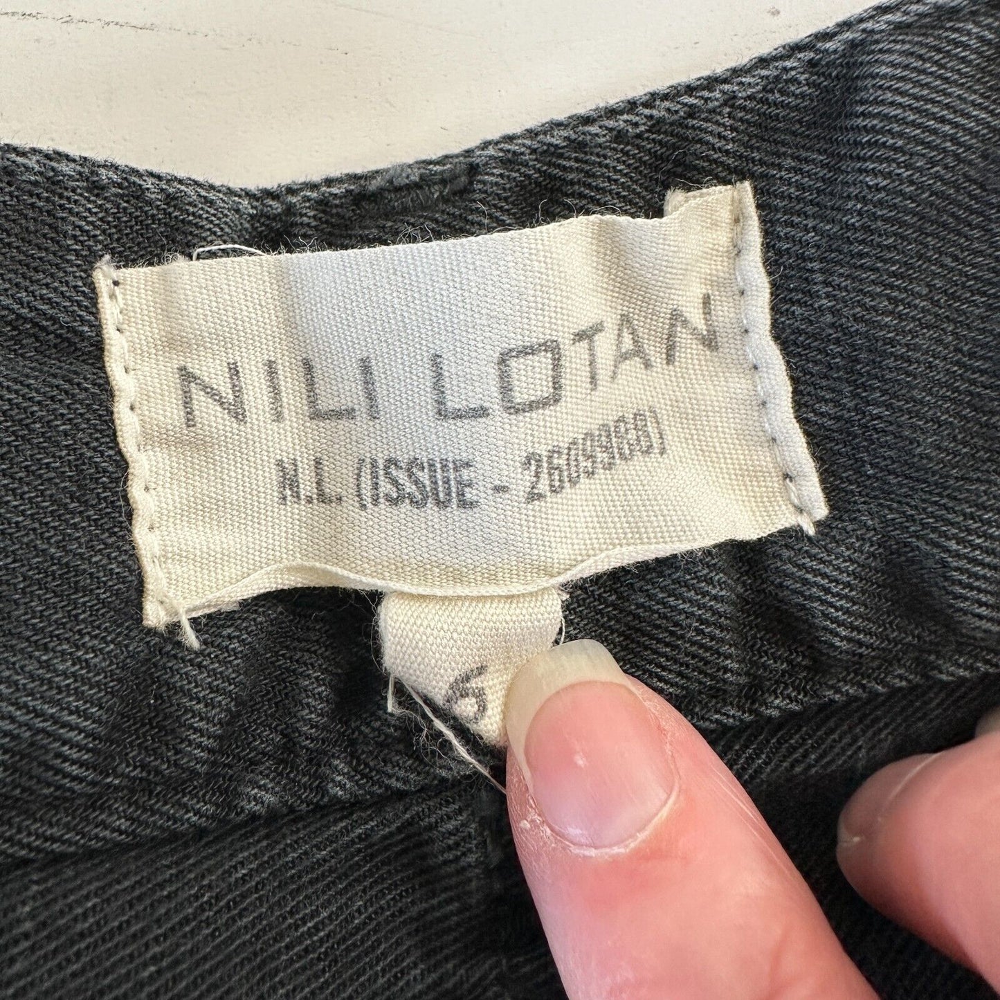 Nili Lotan Muted Black Drop Crotch Button Front Cropped Denim Jeans Size 6