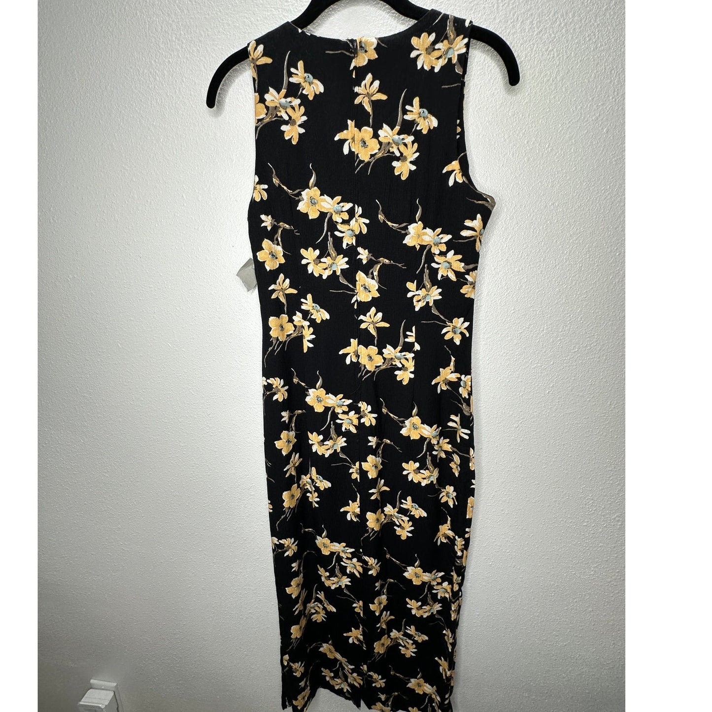 NWT Alyn Paige Black Multi Color Floral Sleeveless V-Neck Button Midi Dress 8
