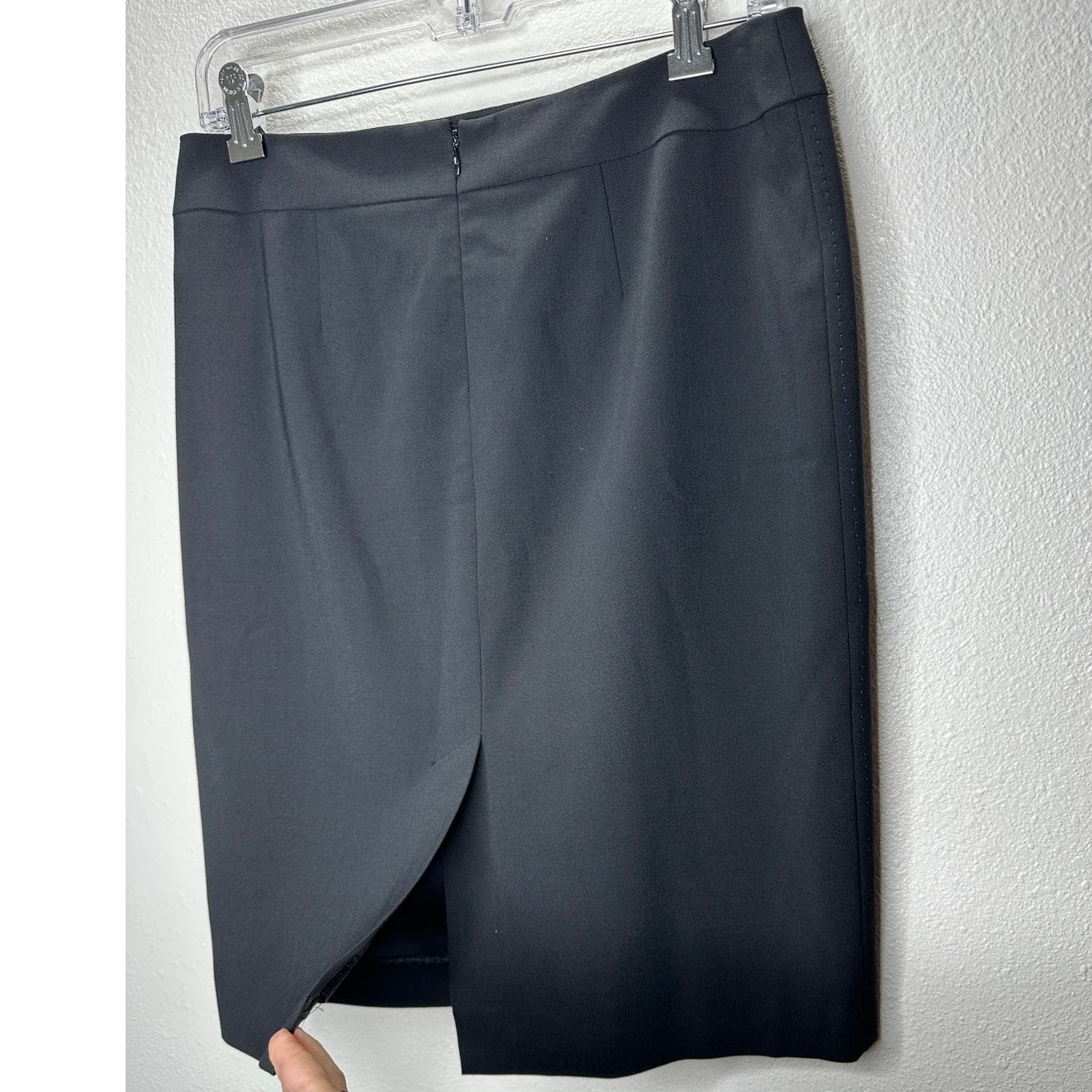 Elie Tahari Black Lined Back Zip & Split Pencil Skirt 6