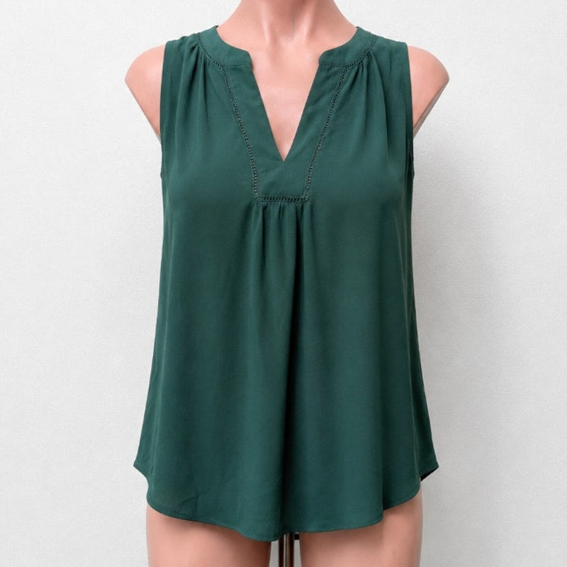 Loft Sage Green Split V-Neck Sleeveless Flowy Lace Neck Detail Tank Blouse XS