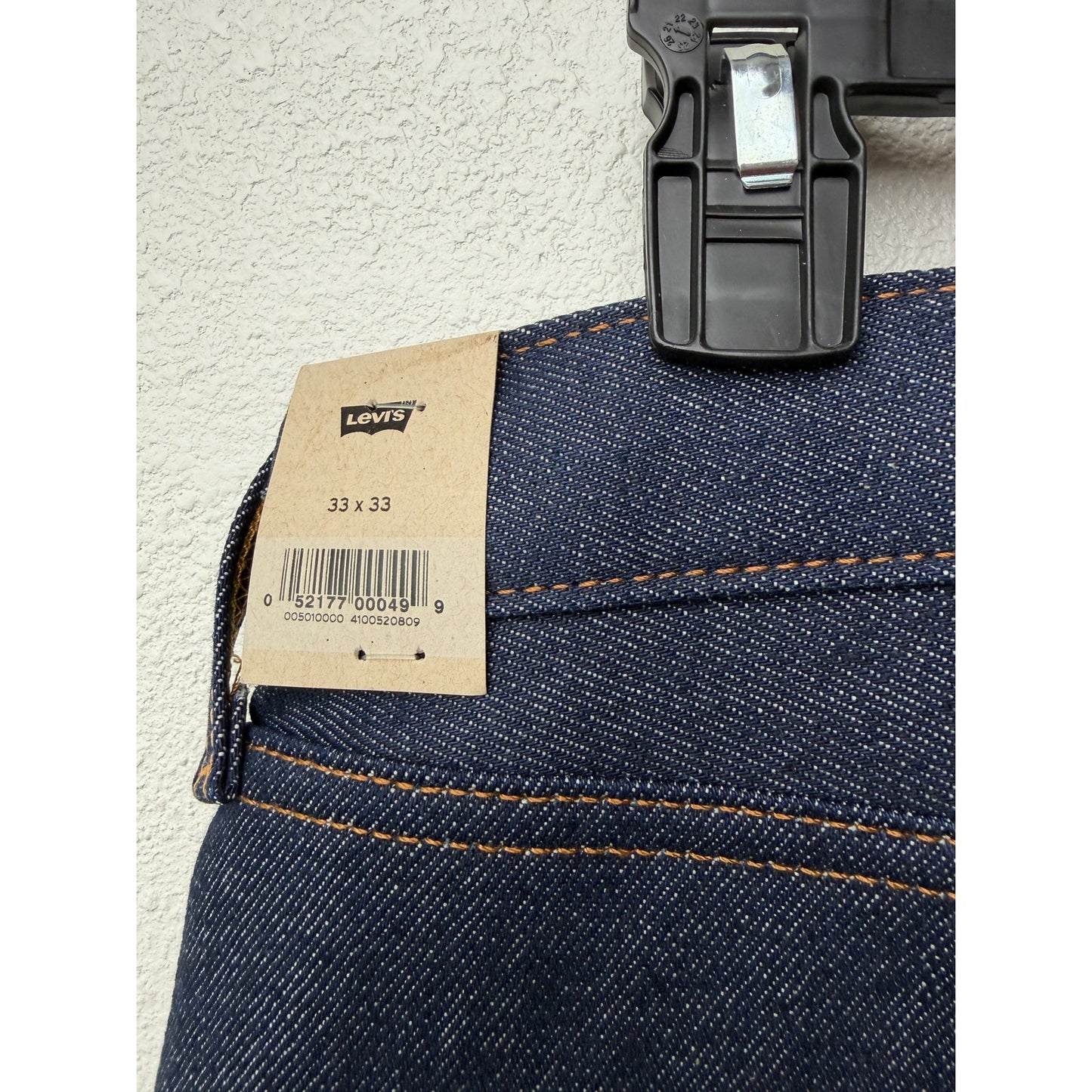 NWT Levi's 501 Original Dark Wash Men's Jeans 33x33