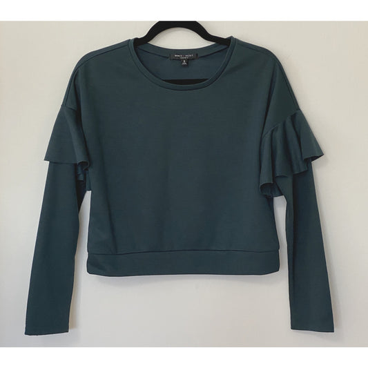 Romeo & Juliet Hunter Green Ruffle Long Sleeve Knit Round Neck Sweater S