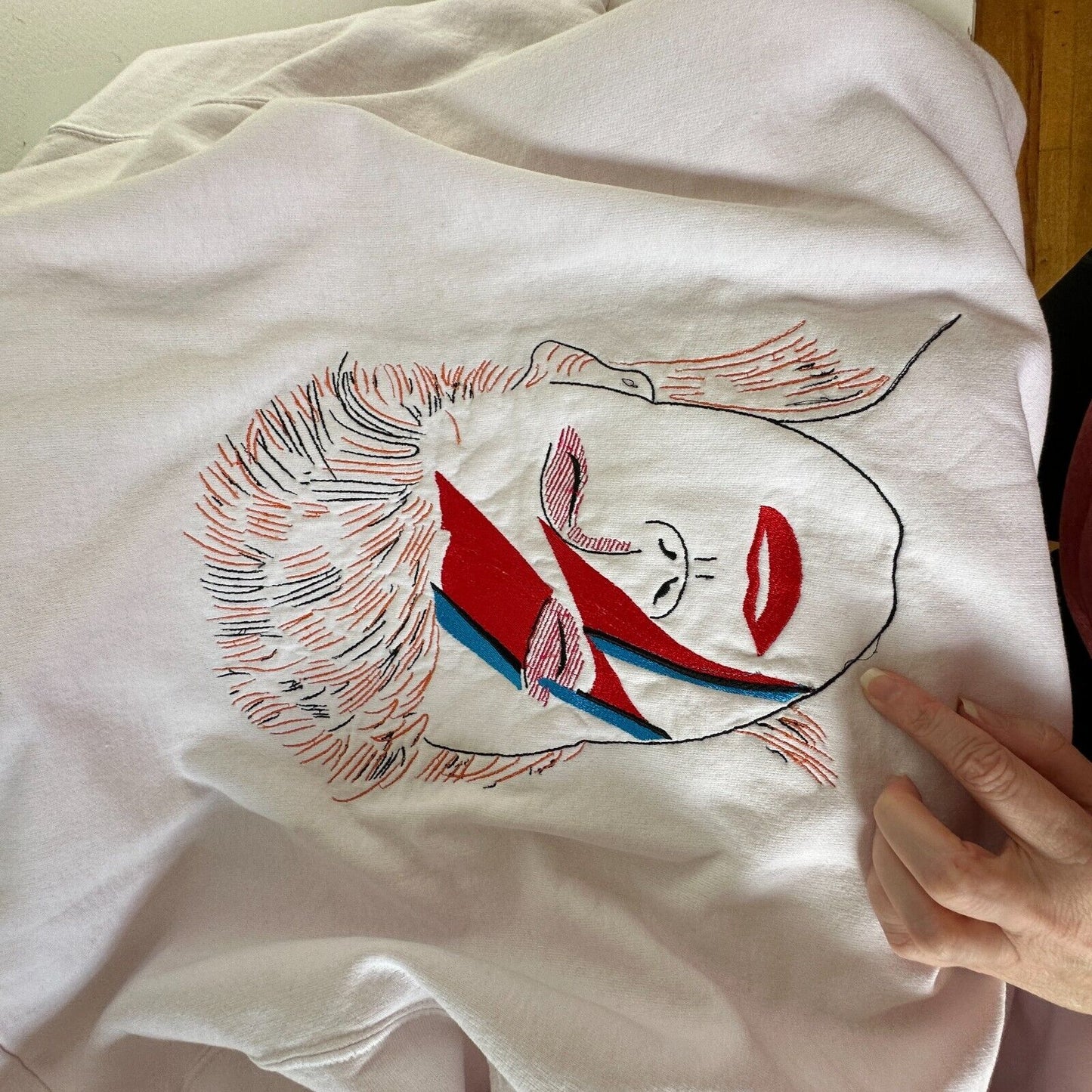RARE Saint Luis NYC Light Pink Sweatshirt Hoodie VYBES Los Angeles David Bowie M