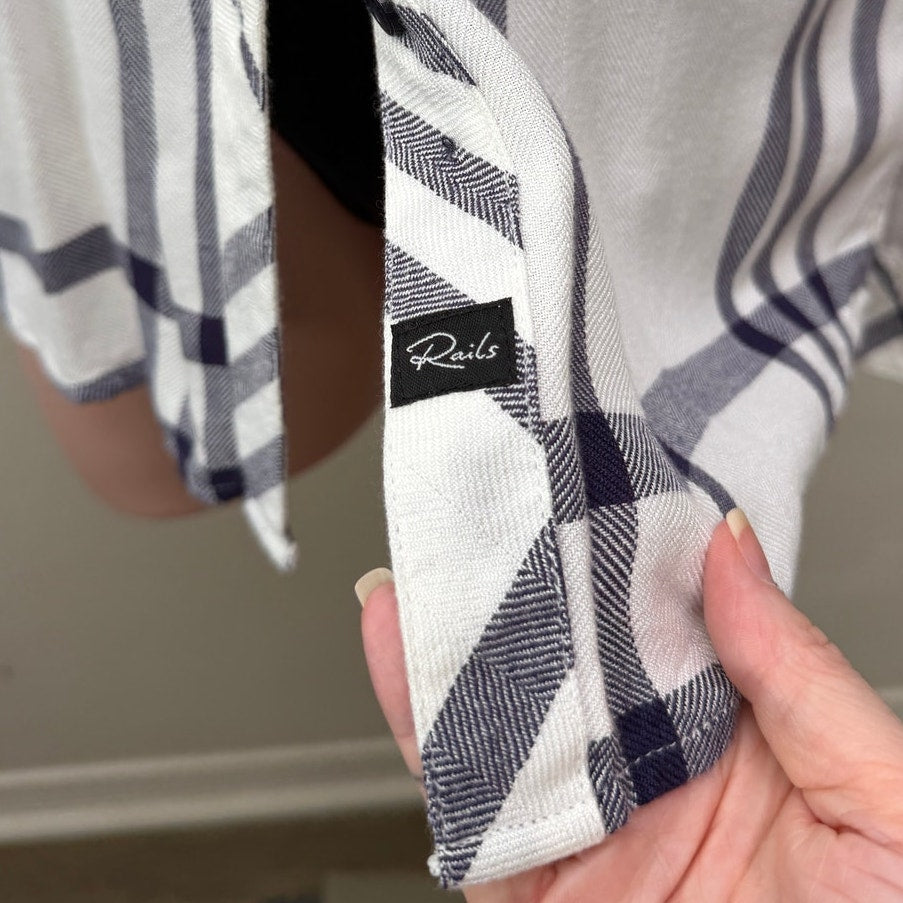 Rails White Navy Plaid Button Down Shirt Long Sleeve Women S