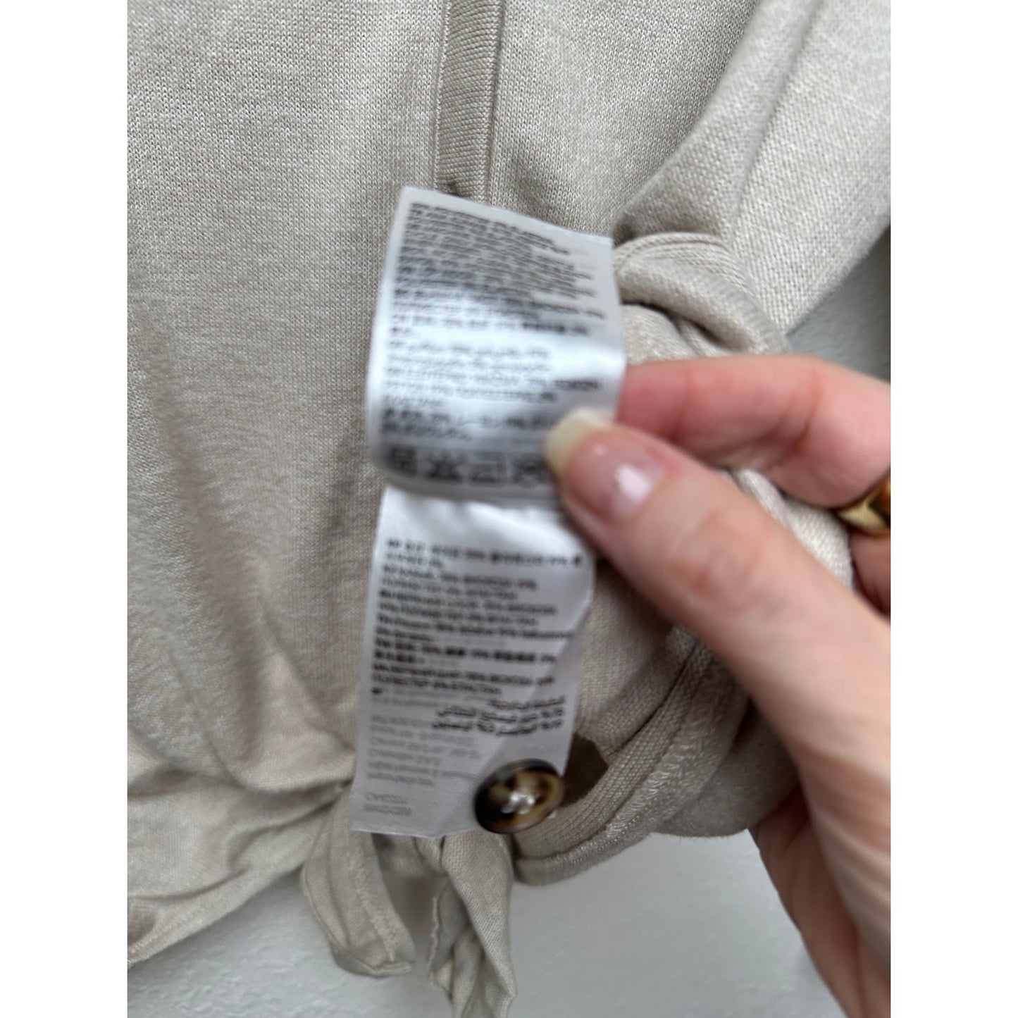 H&M Tan V-Neck Tie-Front Button Cardigan Sweater Women’s L