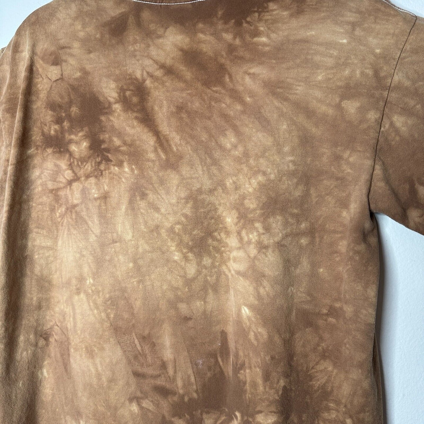The Mountain Carol Cavalaris Wolves USA Dream Catcher Brown Tie Dye Tee Medium