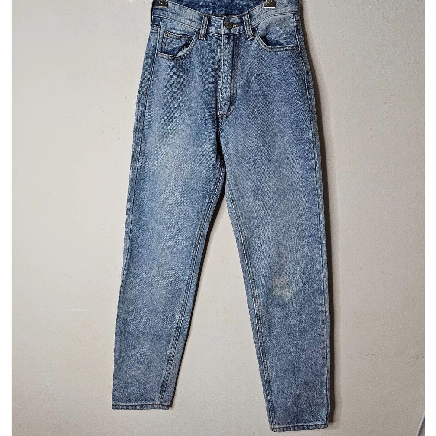 John Galt Brandy Melville Light Blue Wash Slightly Distressed Mom Jeans Small
