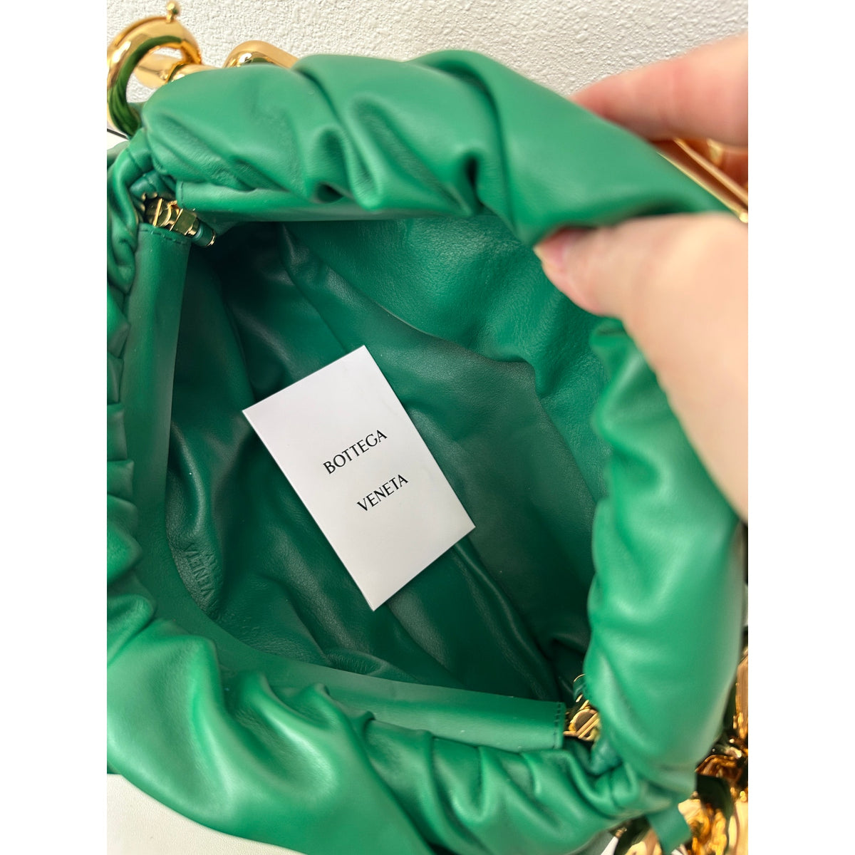 NWOT Bottega Veneta Chain Pouch Leather Shoulder Bag – Green with Gold Chain