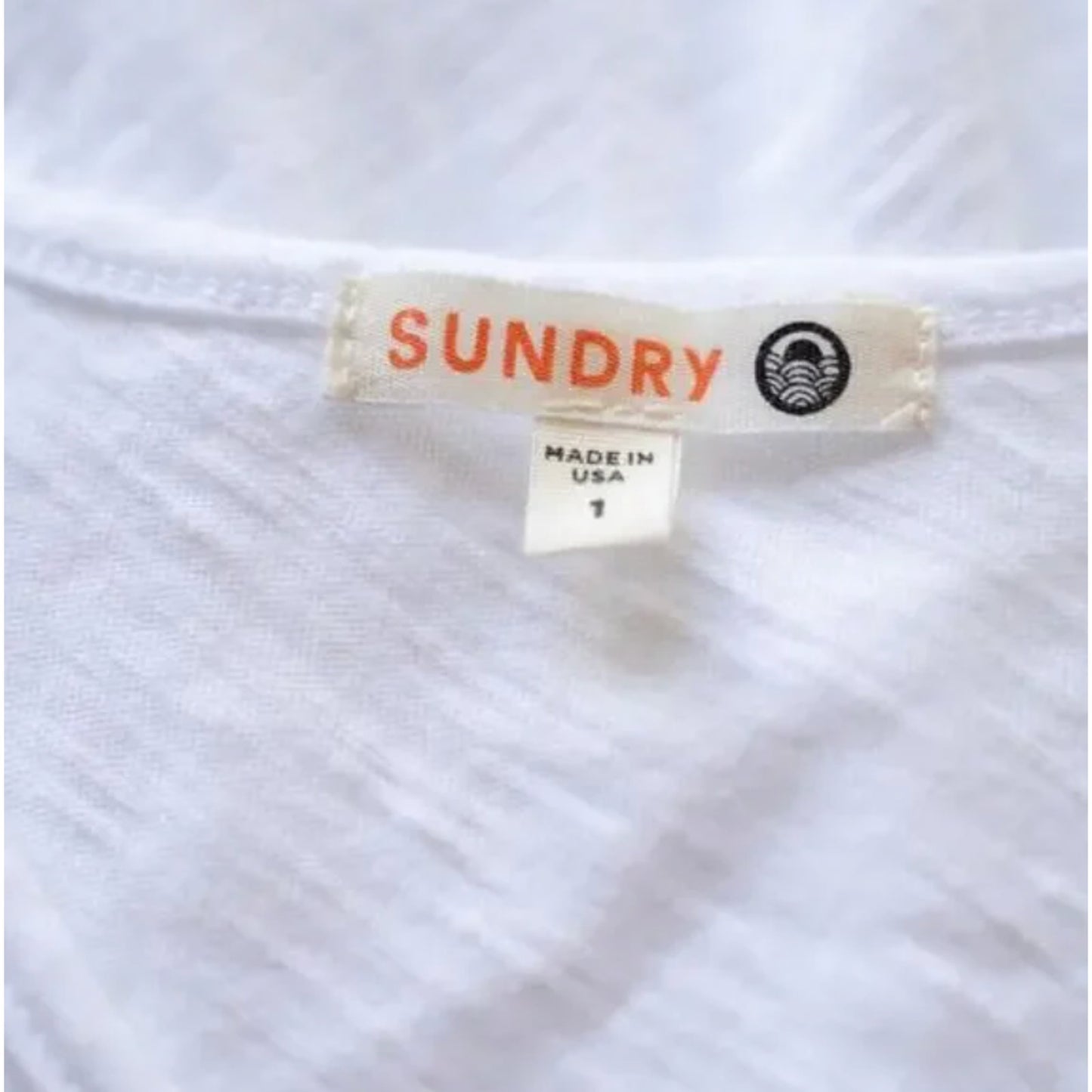 Sundry Ti Amo Graphic White Peplum Tee Tier Front Ruffle Relaxed Tank Top 2