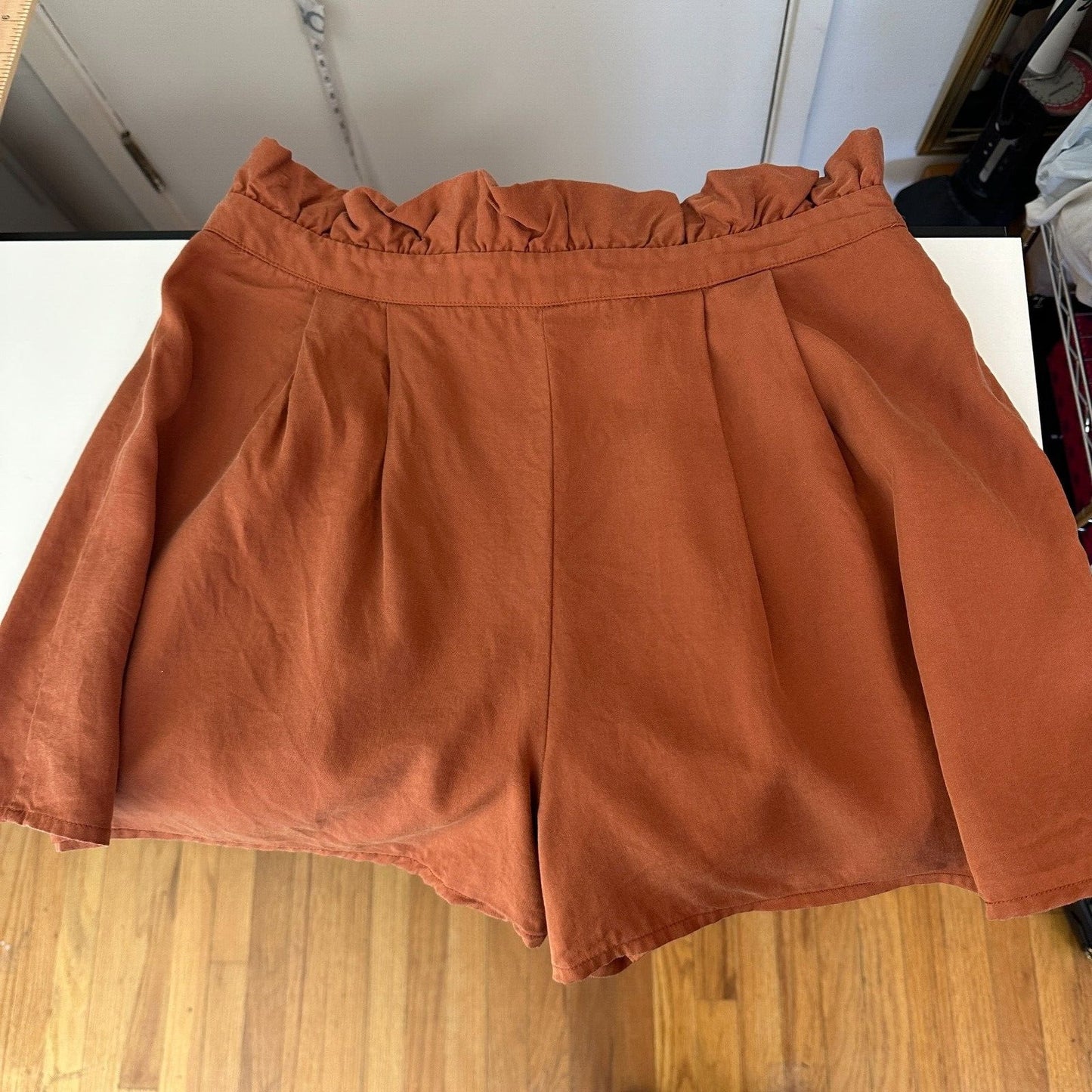 Revolve Lovers + Friends Rust Paperbag Tati High-Waist Pleated Button Shorts L
