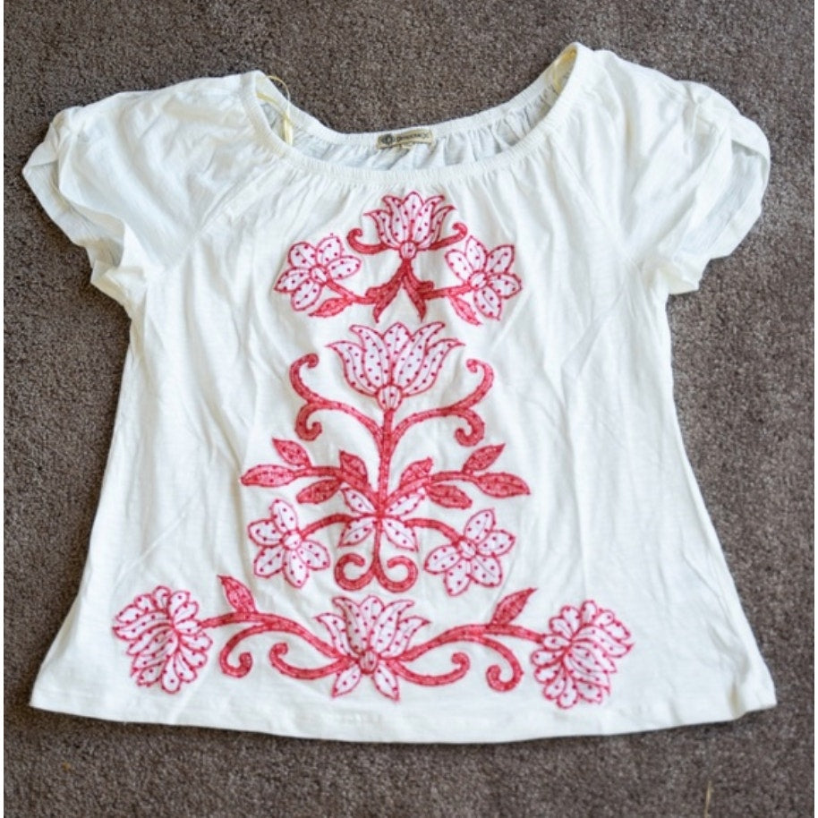 NWT Democracy Red Floral Embroidered Off Shoulder Top Blouse S